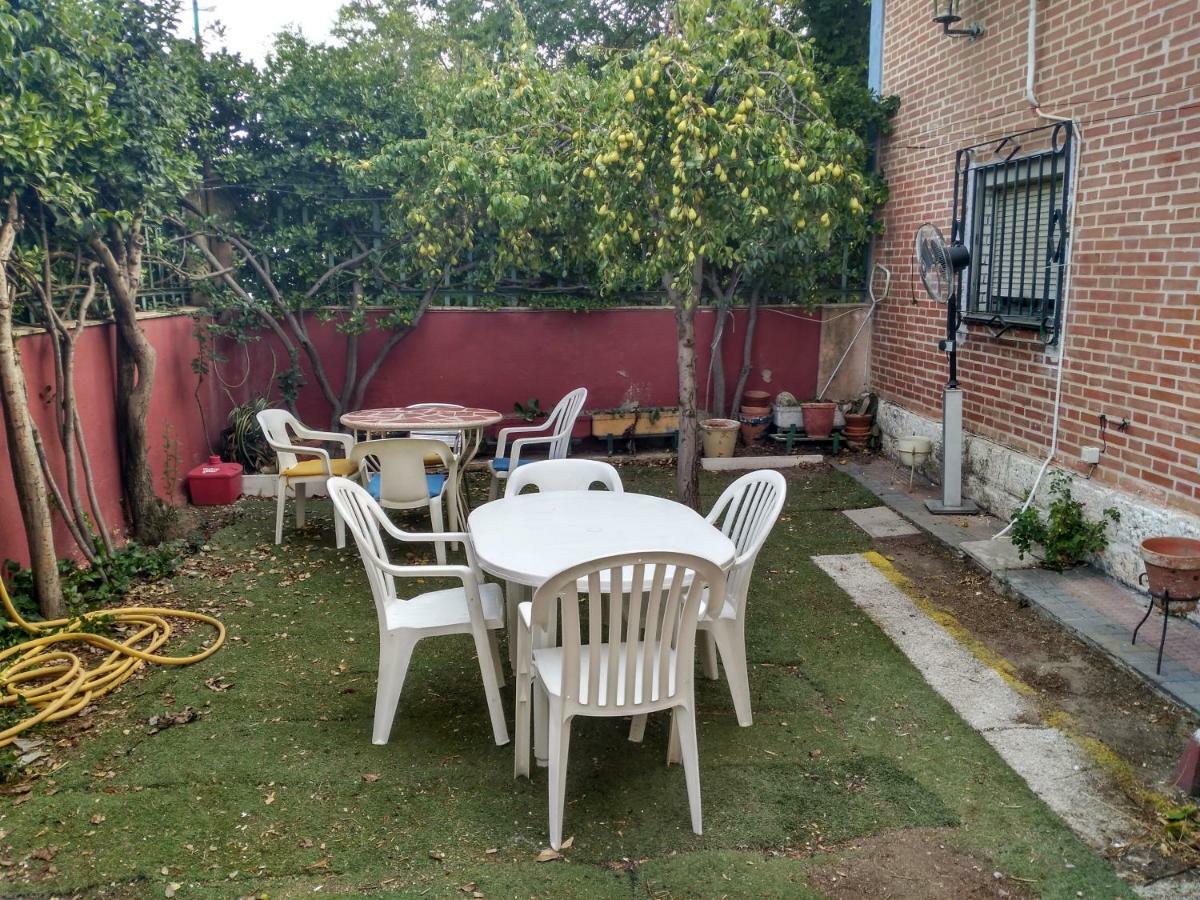 Villa "Luna De Segovia" Leganes Exterior photo